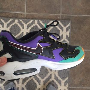 Multi color bike air max